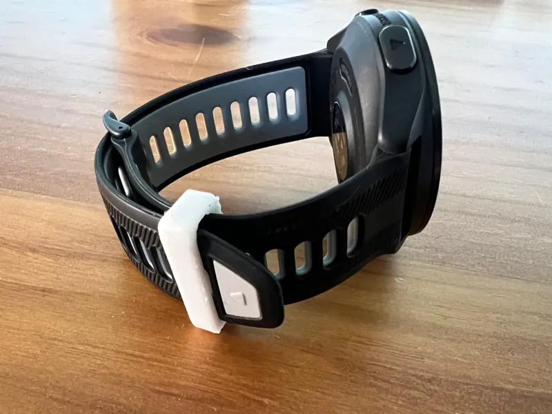 Garmin Forerunner 965 Strap Keeper