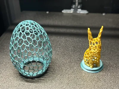 CAGED VORONOI EASTER BUNNY