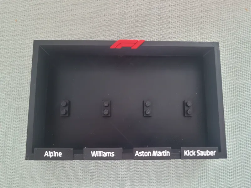 Frame for 4 Brick vehicles from the Mini F1 series
