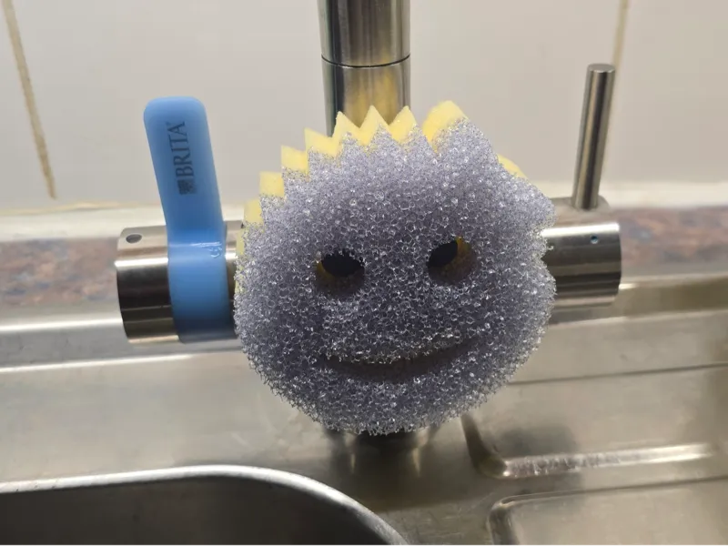 Scrub Daddy/Mommy Holder for BRITA MyPure P1