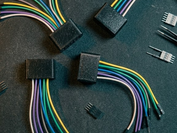 Dupont Wire Bus Clip — Parametric 