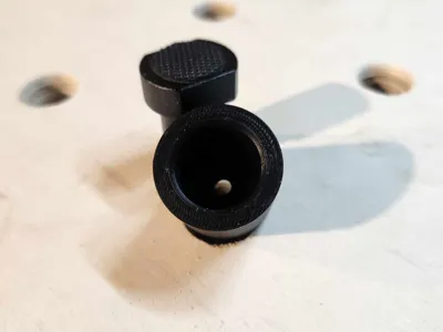 Simple benchdog holder 20mm