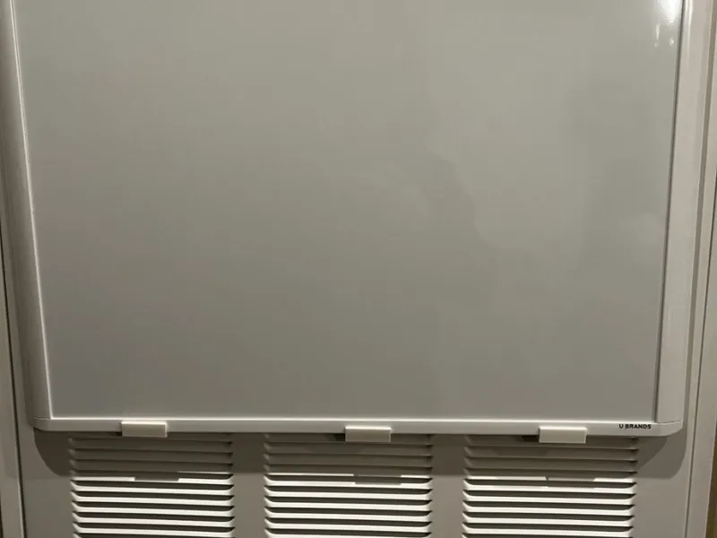 Louver hangers