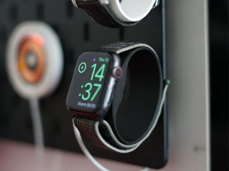 Ikea skadis apple watch charging mount