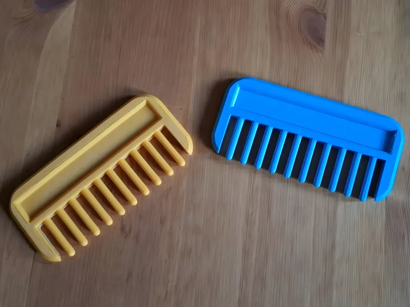 wide-tooth hair comb
