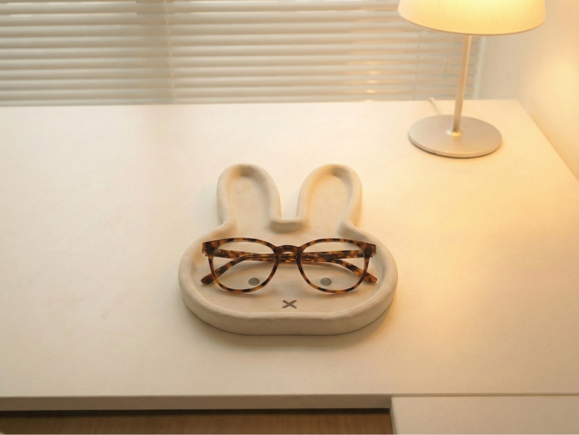 Cute Miffy Jewelry Tray & Glasses Holder - Minimal