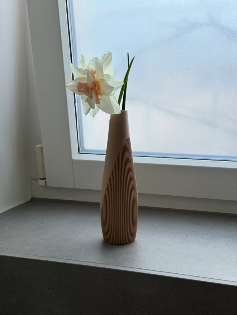 Vase Semi Striped Slim