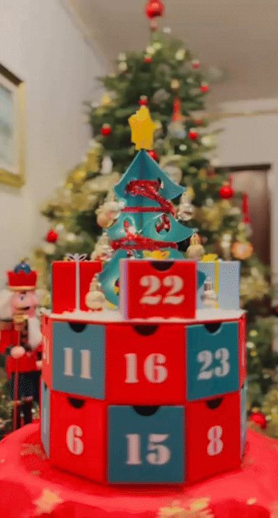 Advent calendar with Christmas tree and presents
