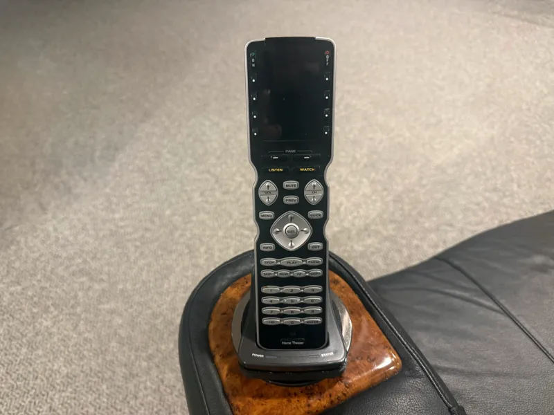 URC MX-980 Scalable Cupholder Mount