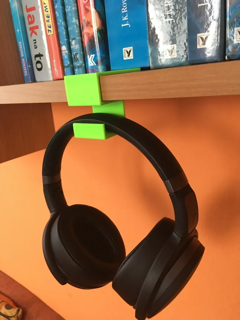 Headphone holder