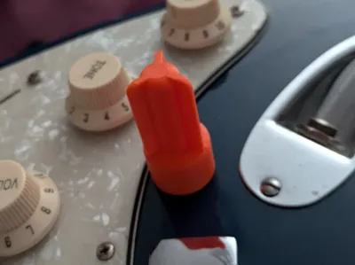 Guitar Jack tightener