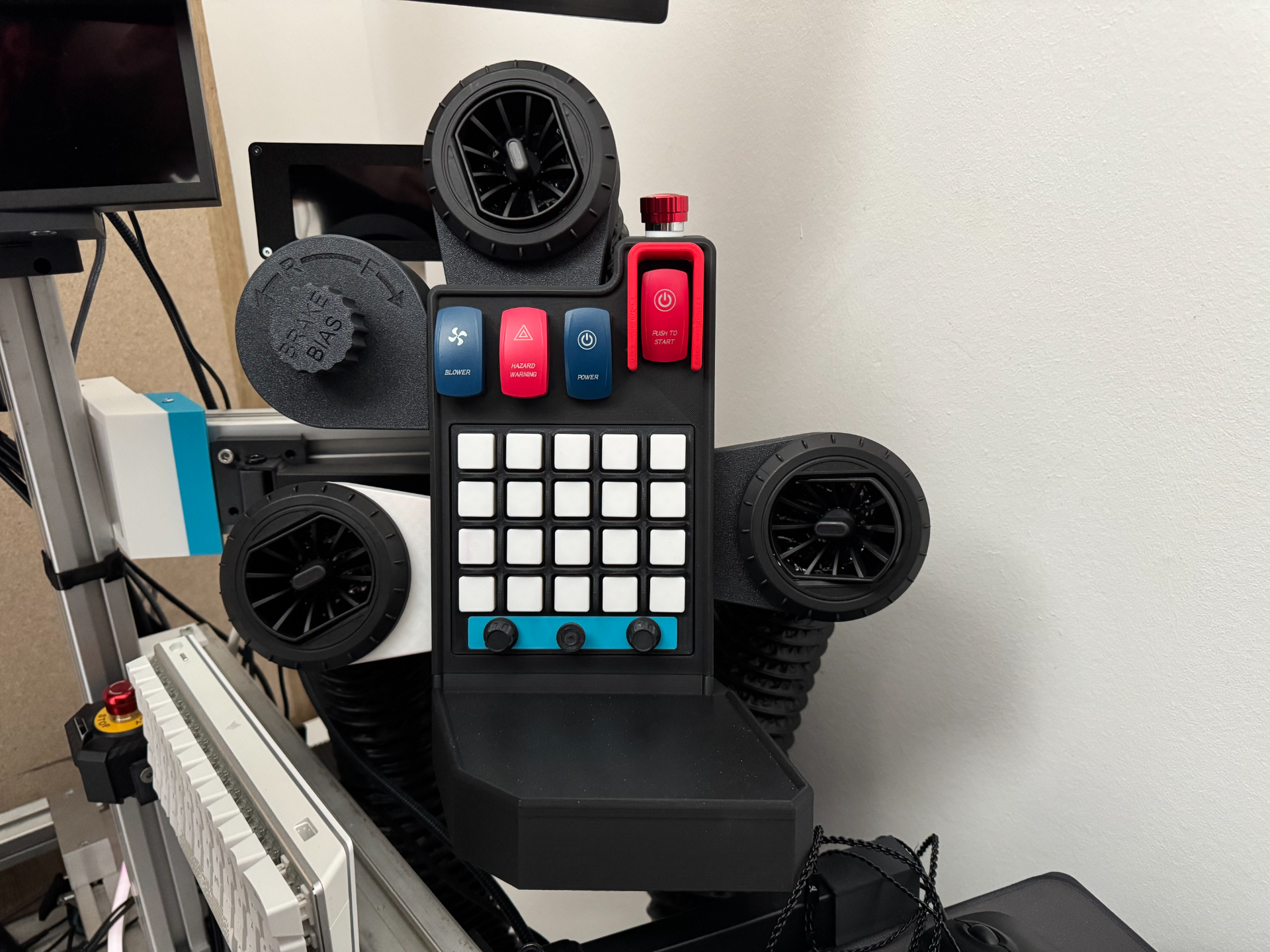 M4 GT3 Button Box Simracing mit VI-CWBB Velocitas