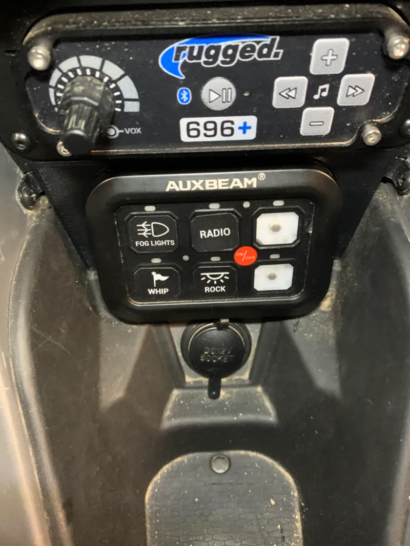 aux beam bezel