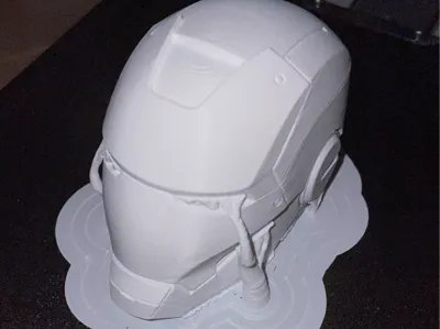 casco iron man