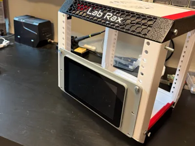 Raspberrypi 7'' screen 10'' rack mount(Lab Rax)