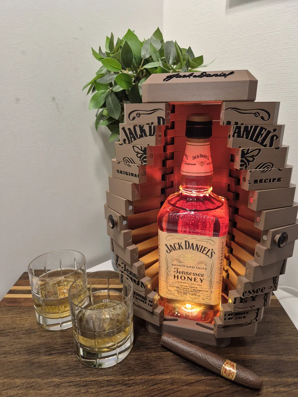 Jack Daniel's Tennessee Honey Whiskey display box view 2