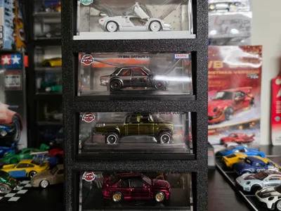 Hotwheels RLC acryclic 4 slot display