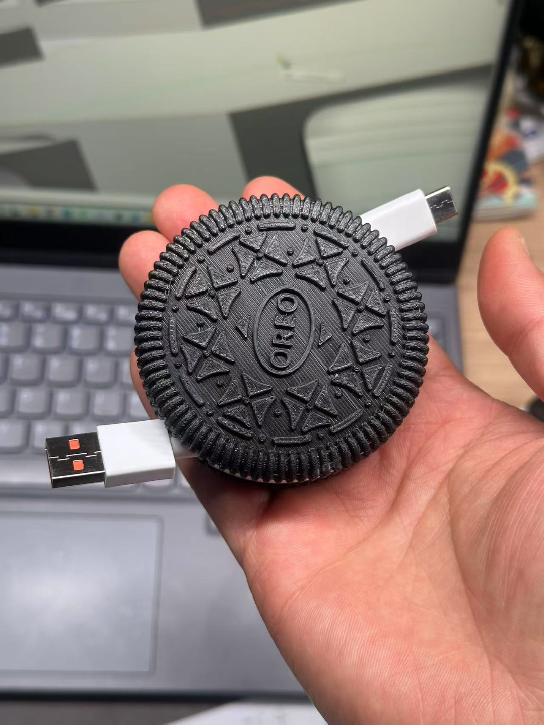 Miniatura 1 do modelo 3D 奥利奥数据线收纳，27g全拆件！当个桌面摆件也不错~实用至上
