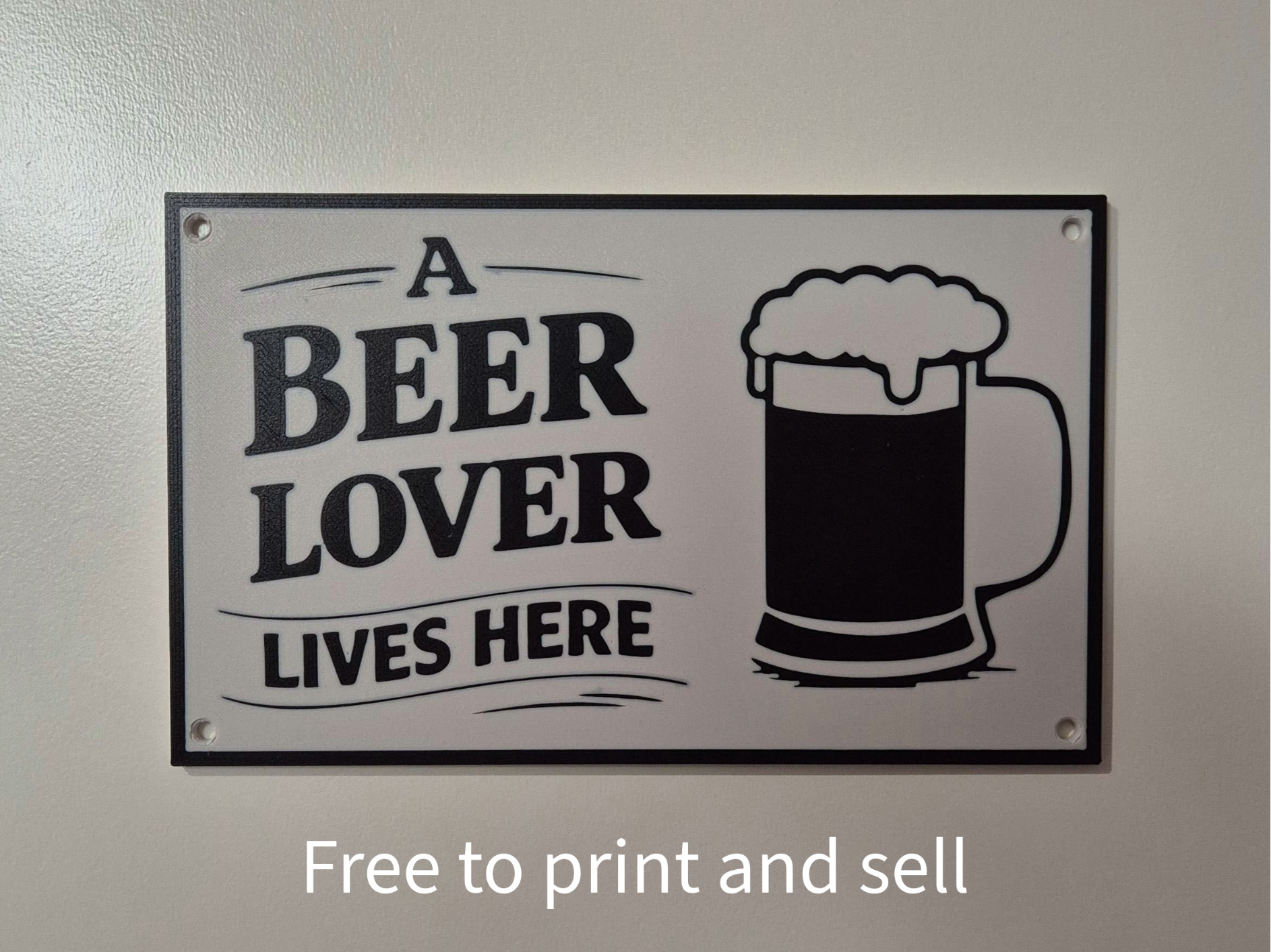 A Beer Lover Lives Here – Wall Sign
