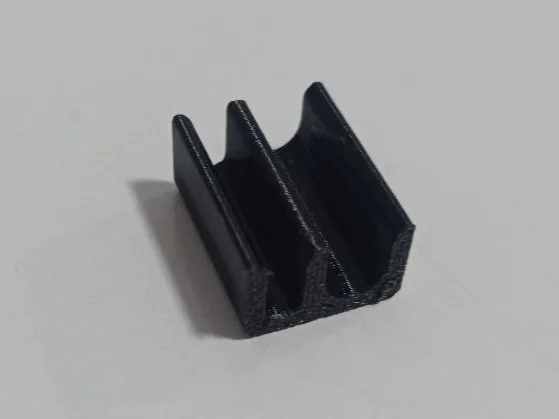 Power & HDMI Cable Clip