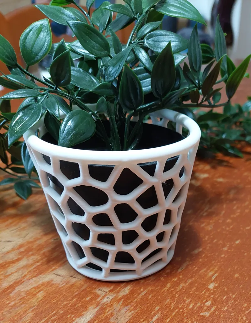 Organic vase for ikea plant