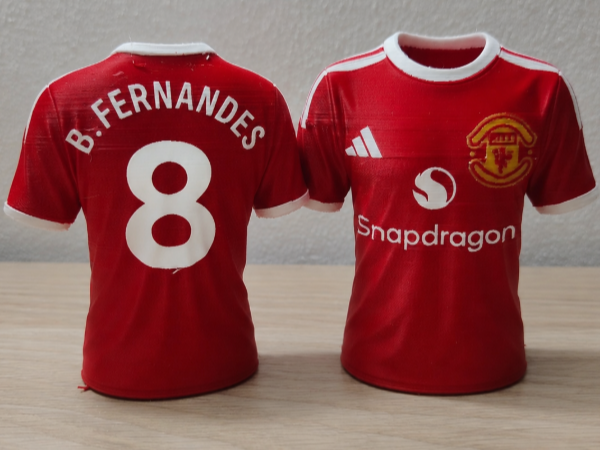 Manchester United 26–27 Jersey  Bruno Fernandes #8