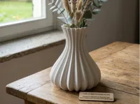 Vase larme côtelé au bord festonné — photo 2