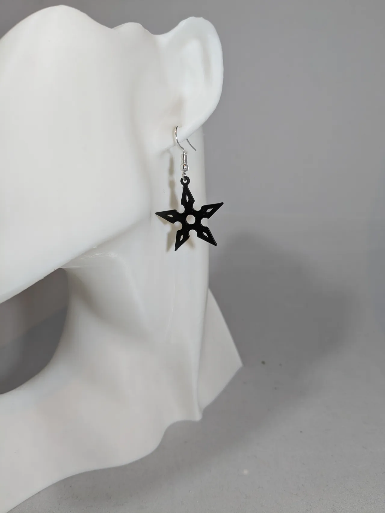 Shuriken earrings view 3