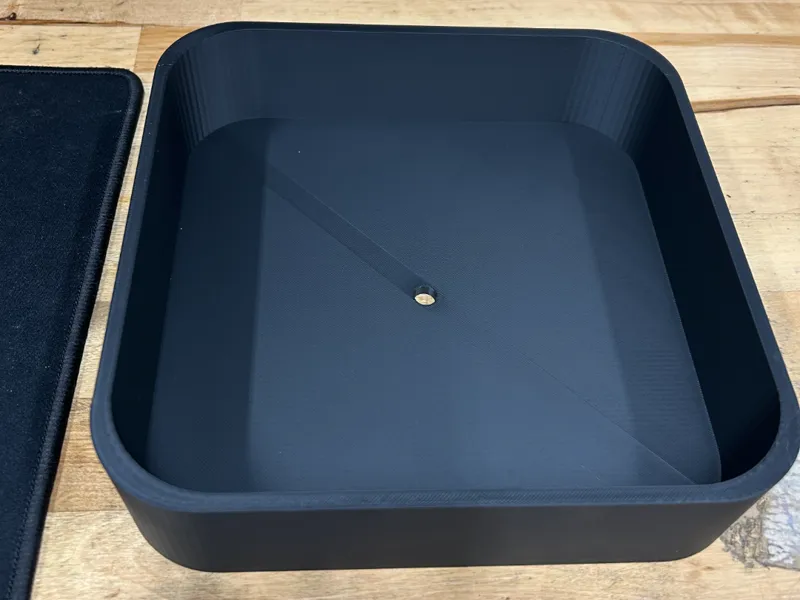 Tray for carb cap