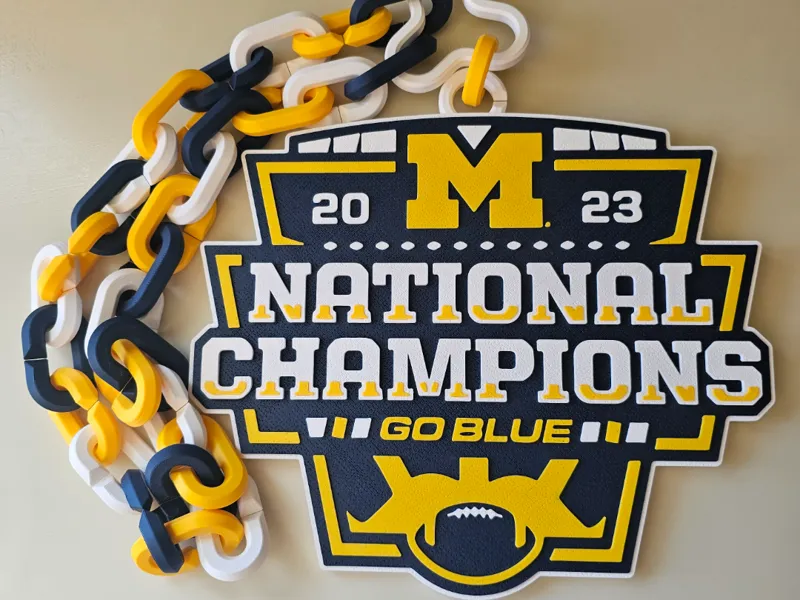 U of M Football Championship Fan / Hype Chain