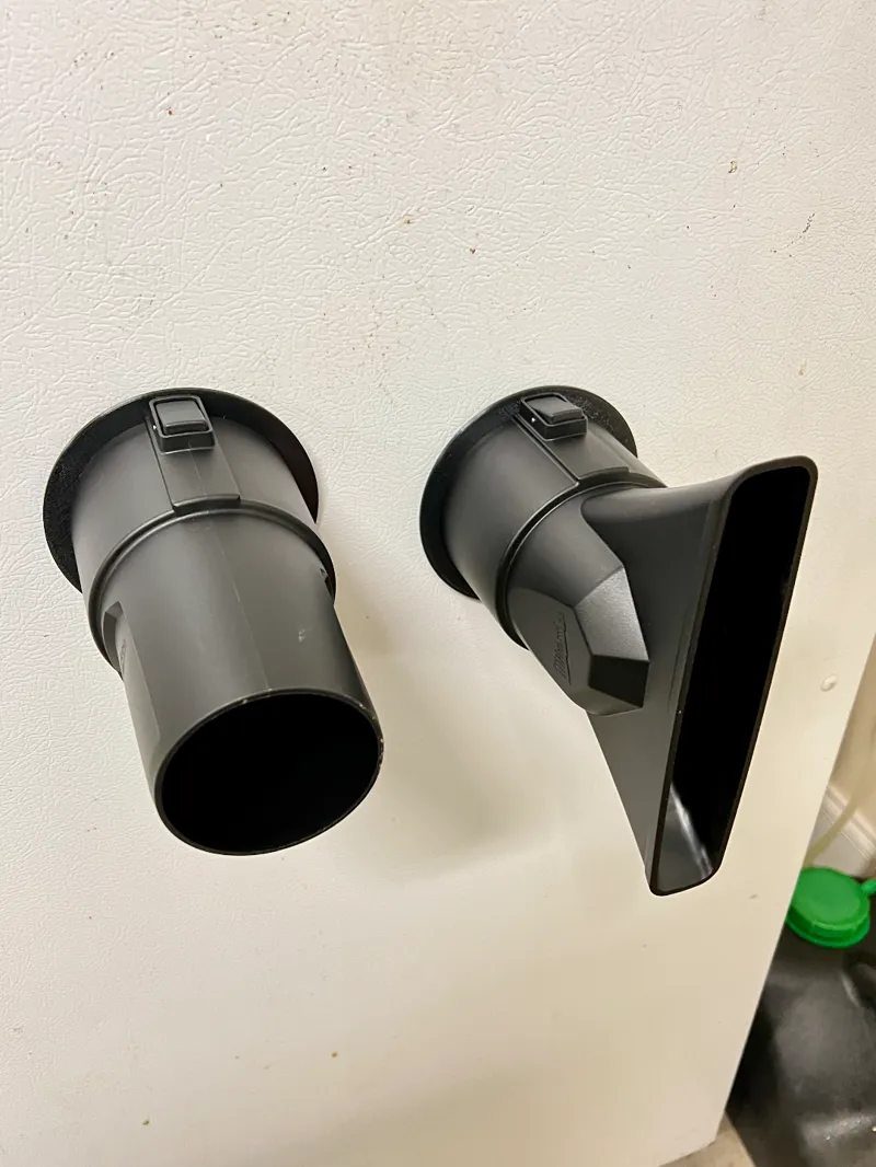 Milwaukee M18 2824 Blower Nozzle Wall Mount