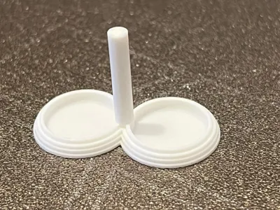 Double ant feeder