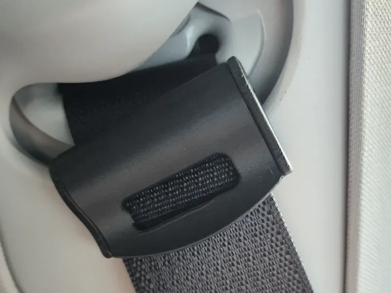 ajusteur de ceinture de sécurité