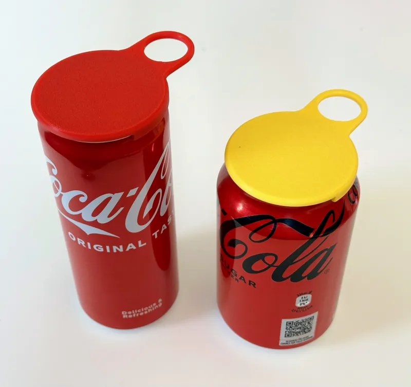 Soda cap with latch 