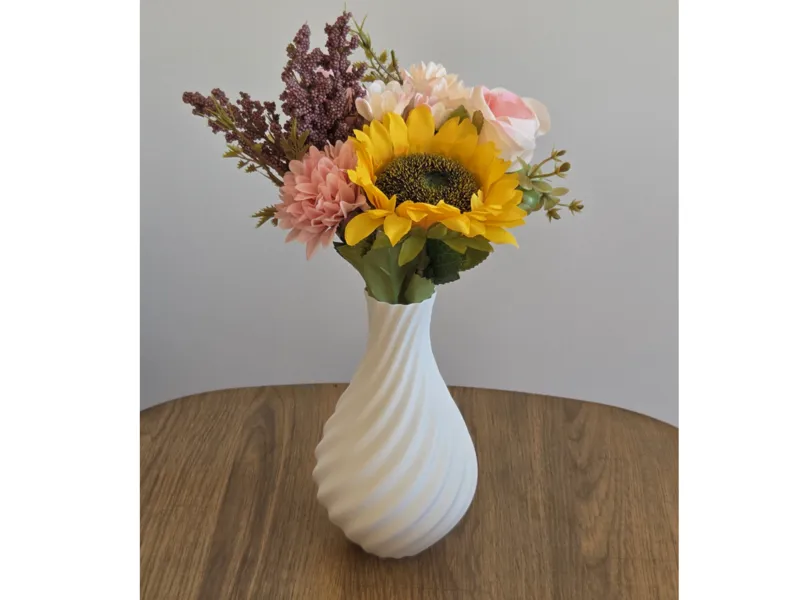Decorative vase