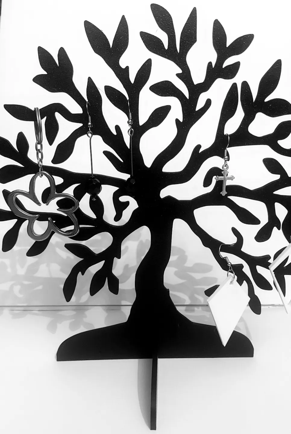 Tree of life decor or jewelry and earrings holder view 2
