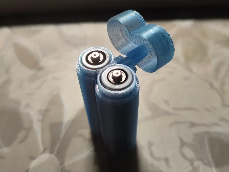 双节7号电池收纳盒升级版，带自锁严丝合缝