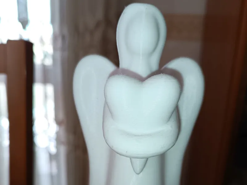 Angelo con cuore