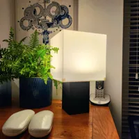 Lampe cube design — photo 1