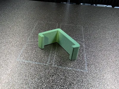 Snake Tank Cover Clip
