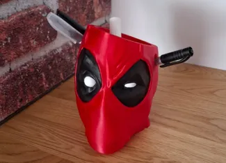 Deadpool desk organizer, pen holder