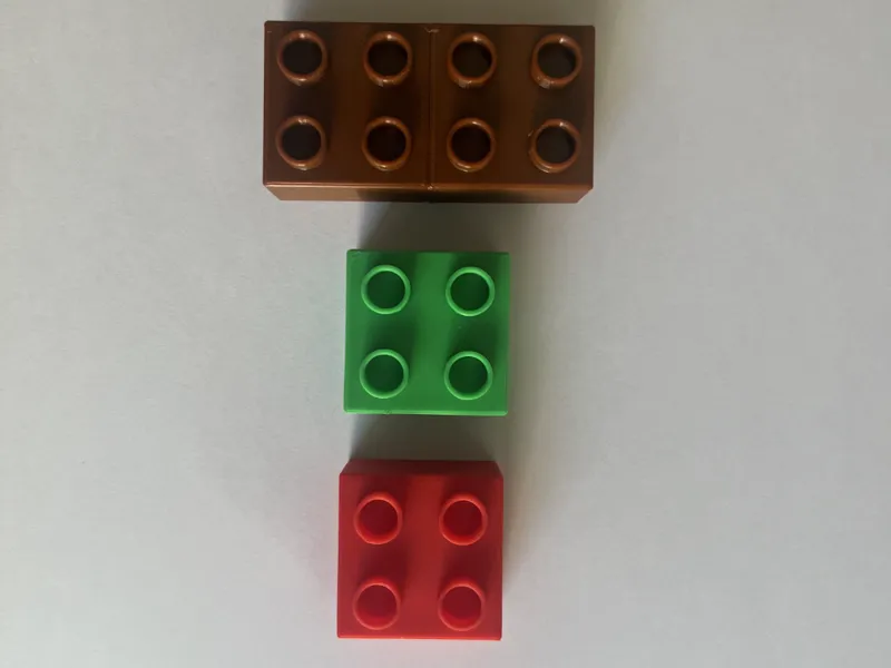 Building bricks compatible with L. Duplo 2x2 2x4