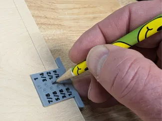 Parallel edge marking tool - One handed