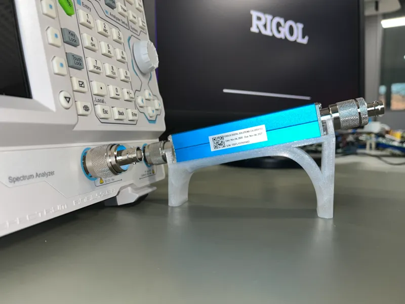 Supporto RIGOL_Spectrum Analyzer_RSA3015E-TG