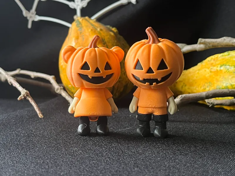 Tiny flexi Halloween buddies
