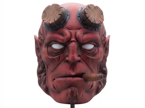 Pieza para disfraz o exhibición: HELLBOY MASK — referencia de MakerWorld