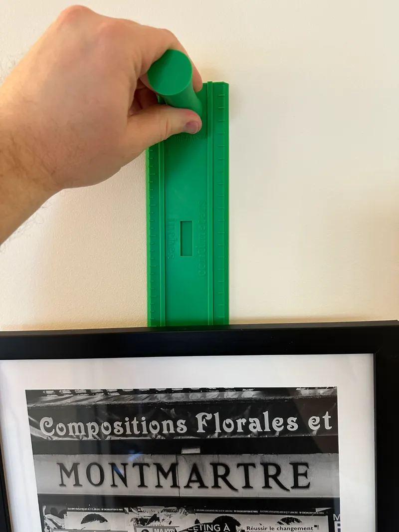 Picture Hanging Tool