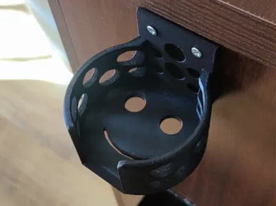 Desk or wall cup holder