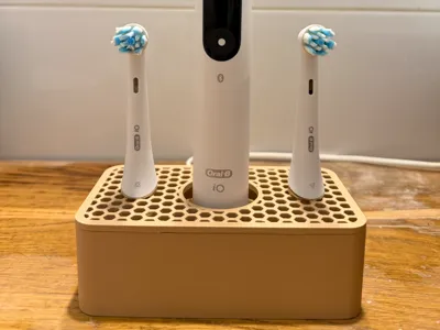 Oral-B iO Toothbrush Holder with 2 Head Slots