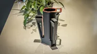Stowable legs and handle version 2